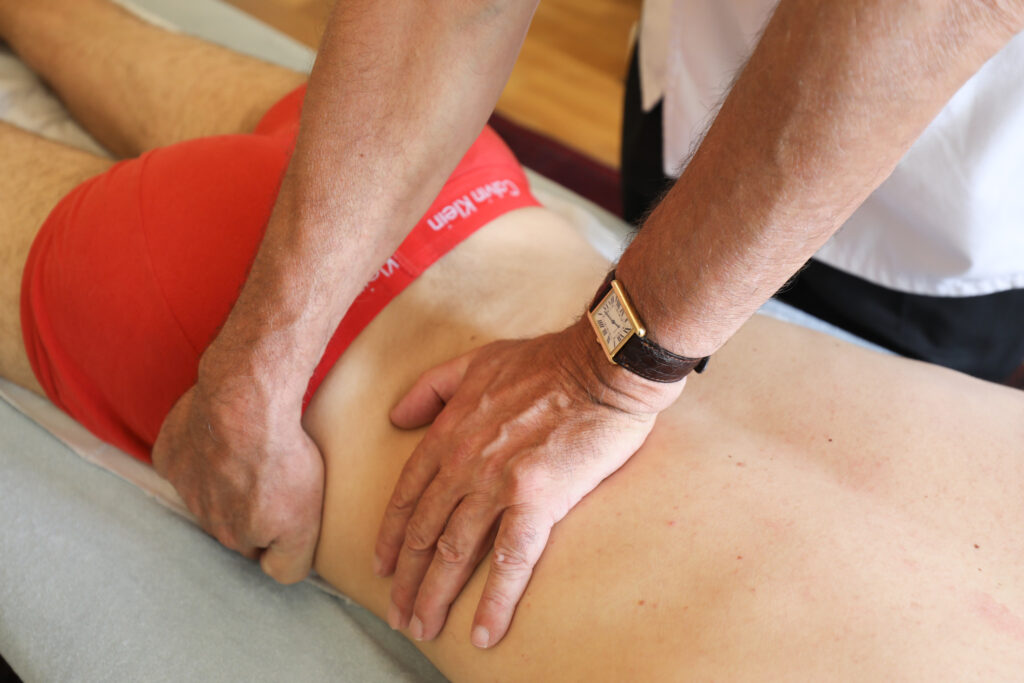 Osteopath-Lower-back-pain